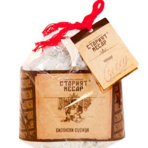 Traditionelle bulgarische Salamispezialität (Sucuk) “alter Metzger” aus Büffelfleisch
