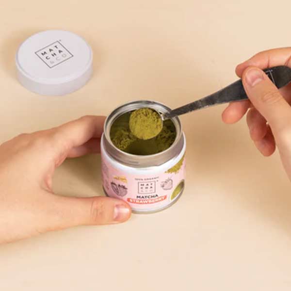 Japanischer Bio Matcha mit Erdbeeren „MATCHA & CO“, 30 g – Bild 2